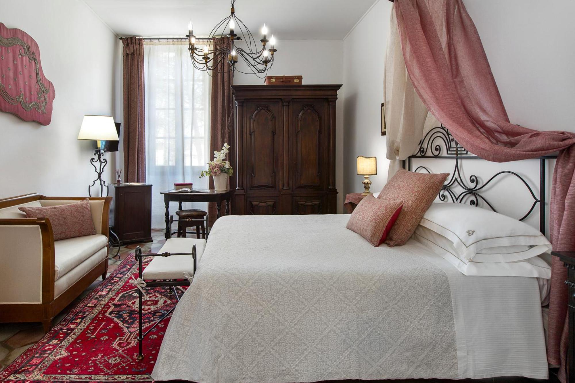 Abbadia San Giorgio Hotel Монеглия Екстериор снимка